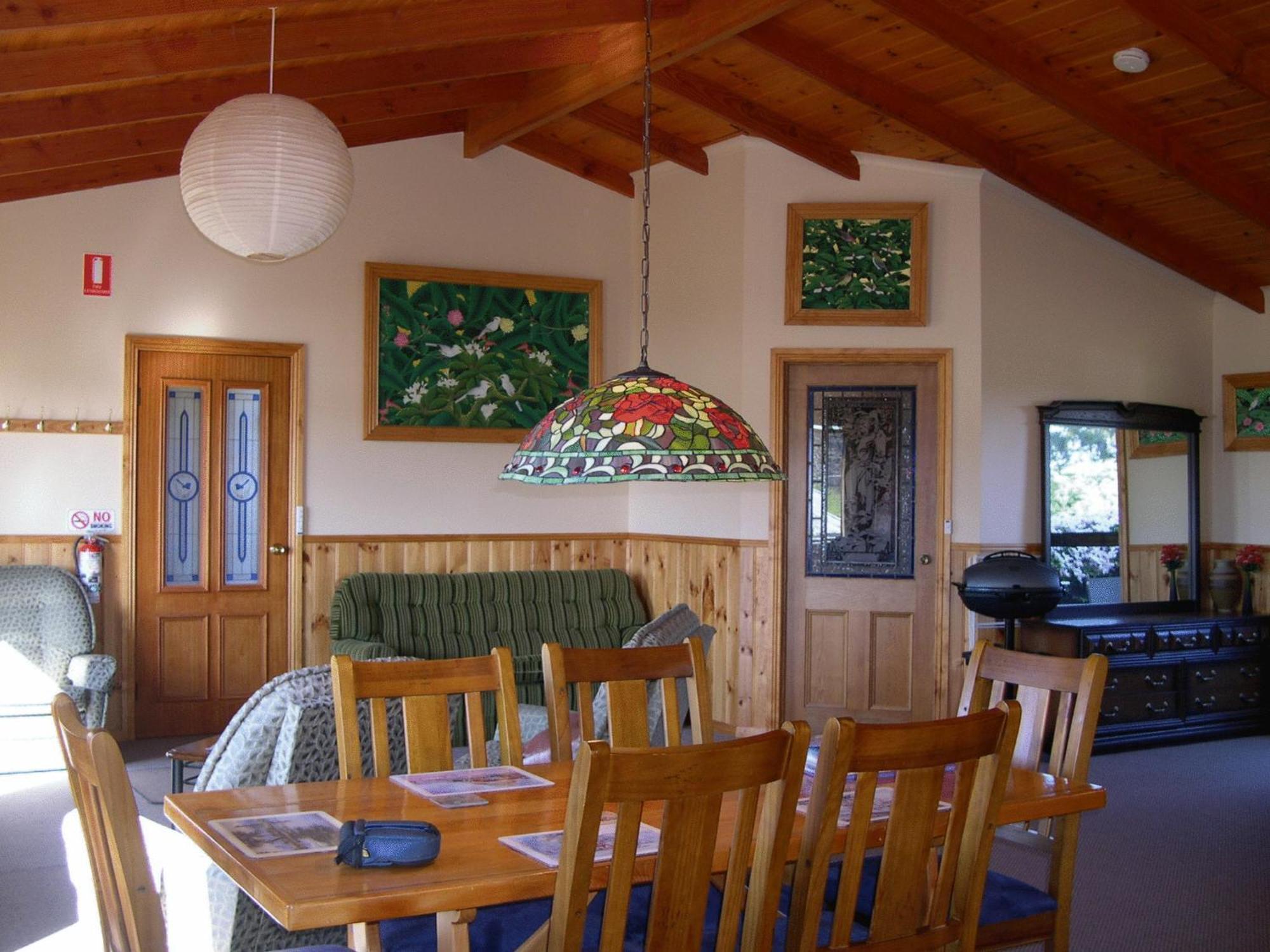 פרומיסד לאנד Aaa Granary Accommodation מראה חיצוני תמונה